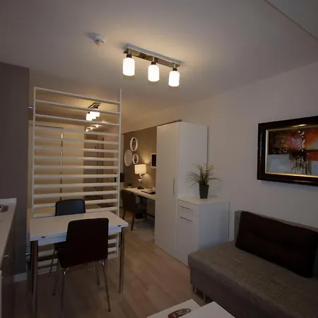 Arwen Premium Bed & Breakfast 4*
