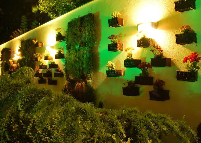 Oda ve Kahvaltı Arwen Premium 4*